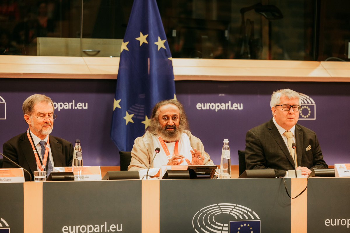 Gurudev's tweet photo. Mental Health is one of the greatest challenges the world is facing today. Gave the keynote address about Mental Health at the European Parliament.
@IndEmbassyBru @r_czarnecki @wfeb_global @Europarl https://t.co/uN74aJBygn