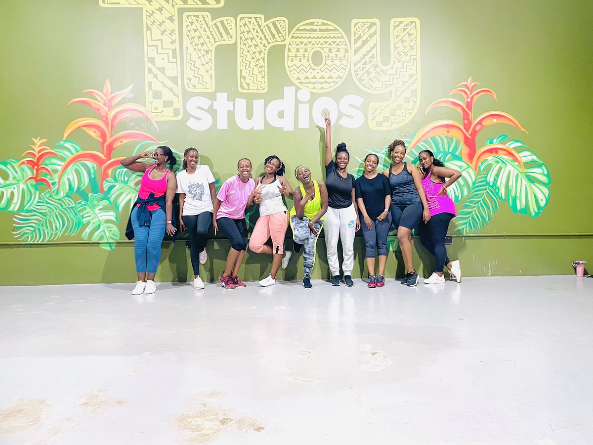 Add some fun to your daily workouts with us , join us every day of the week and have a jump and some fun to help you keep going #chopdailydanceworkout #cddw #dancefitness