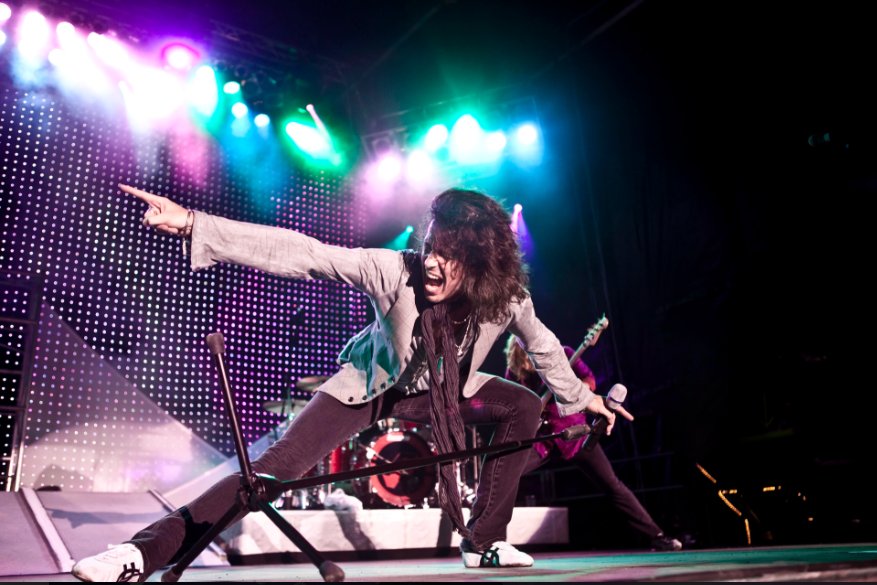 cougar_chorus's tweet photo. I am super excited to announce that the JCHS Honors Chorus has been chosen to open up for the world famous rock band FOREIGNER at the PNC Pavilion on August 9th! What a way to start the new school year! Reserve your seats now &amp; show your support for these talented singers! https://t.co/juZE2HrX4E