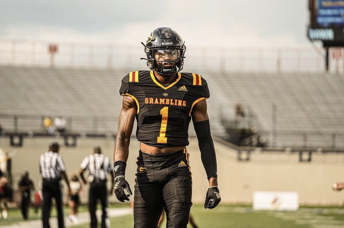 #AGTG Blessed to receive my first Hbcu offer from Grambling State University! @CoachSaeed1 @JeritRoser @samspiegs @LABootleggers @NorthshorePant1 @CoachFourcade