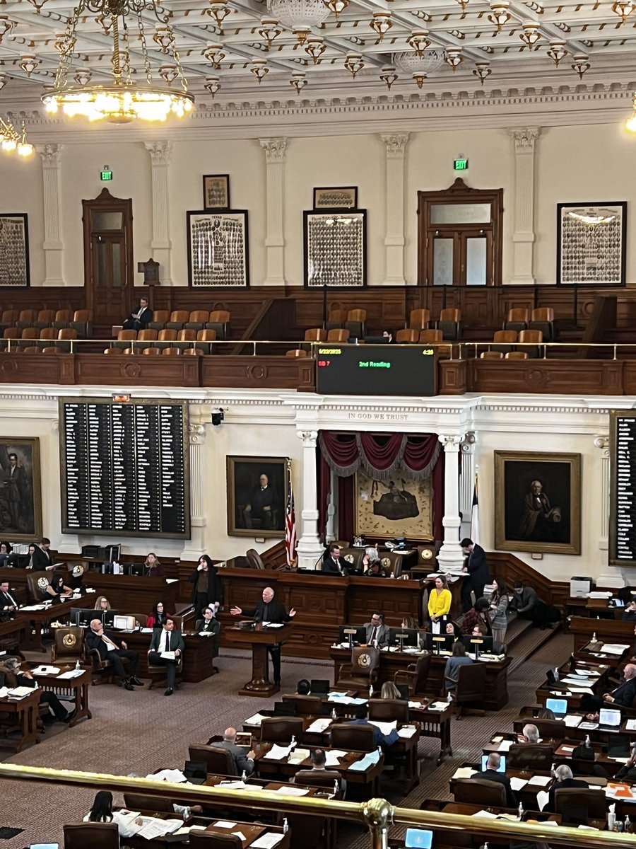 slgooch's tweet photo. @toddahunter throwing down to protect consumers against a giant electricity tax aka the PCM! #txlege #notxelectricitytax https://t.co/1o5Fc2e5YK