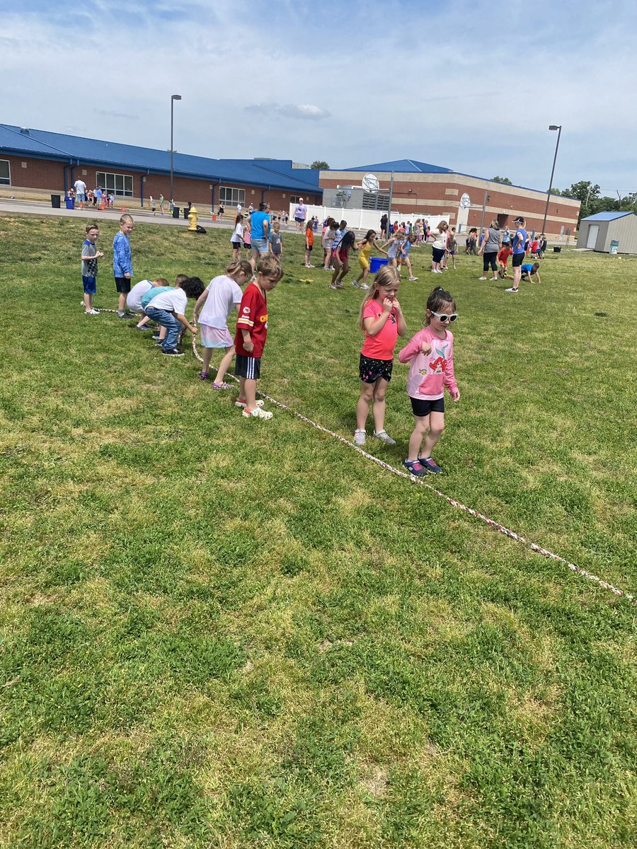 Mrs. McCulloch's Class tweet media