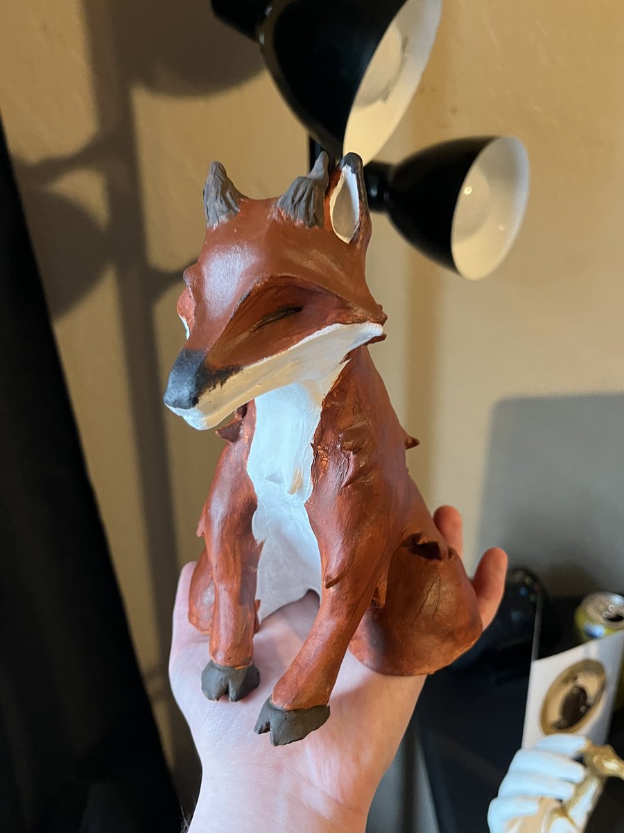 Holy shit I arted 

#furry #sculpture #animalsculpture