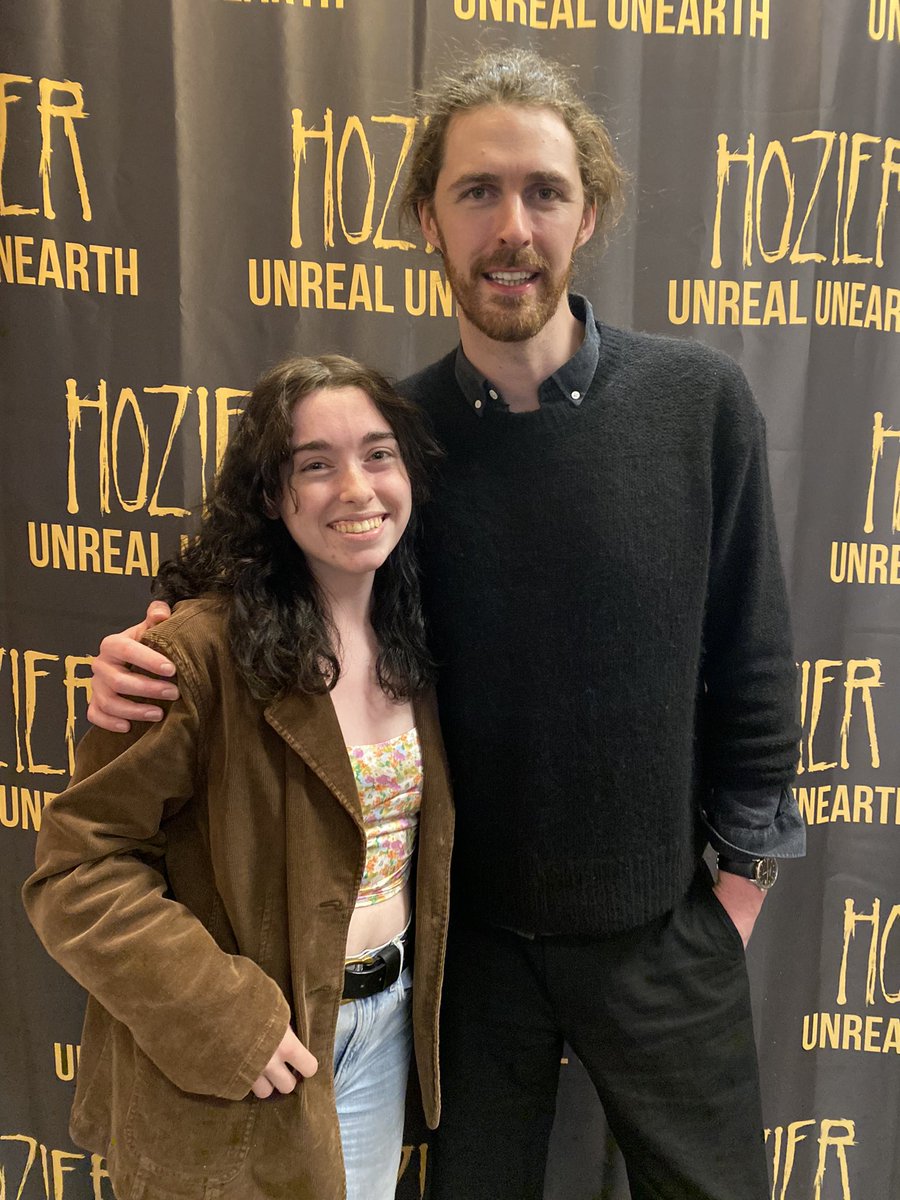 bees2rose's tweet image. literally i’m gonna throw up thank you hozier you’re so lovely