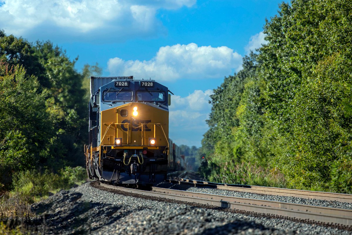 CSX today announced that it has reached a tentative agreement with the SMART-TD CSRA to provide paid sick leave benefits to trainmen, conductors and yardmen on territories of the former A&WP, WSSB, L&N, NC&STL and SCL railroads. Learn more: bit.ly/3BRuP2l