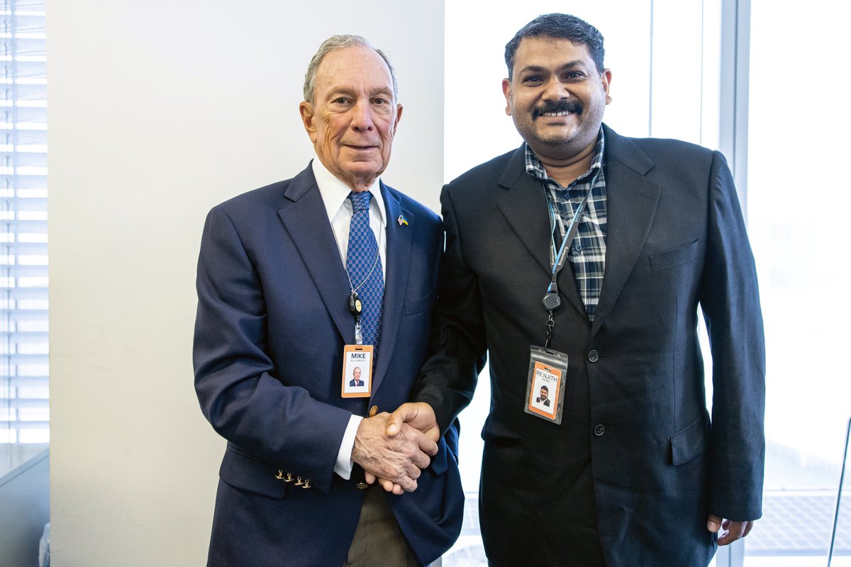 MilEntMorgan's tweet photo. MikeBloomberg: I always enjoy meeting with @Bloomberg colleagues around the world and getting to know the people driving our success. I had a great conversation with Bloomberg's Abu Dhabi sales team today. https://t.co/lp1qBQCCc6