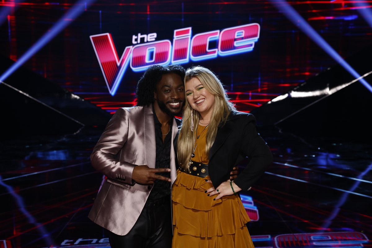 No matter what happens tonight, I'm so proud of you @thereal_dsmooth!! #TeamKelly #TheVoice