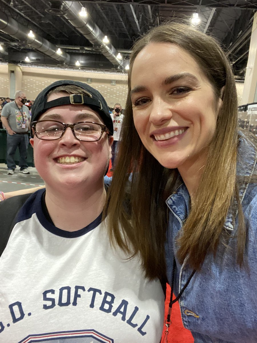 heyitskdawg's tweet photo. Mel crush Monday is one of my only reasons to Monday #WynonnaEarp https://t.co/DyVoobRzzG