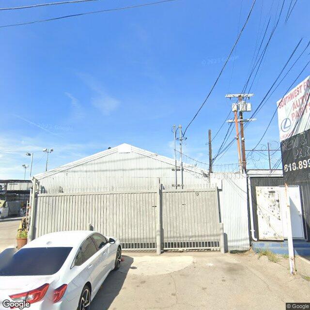 every lot la tweet media