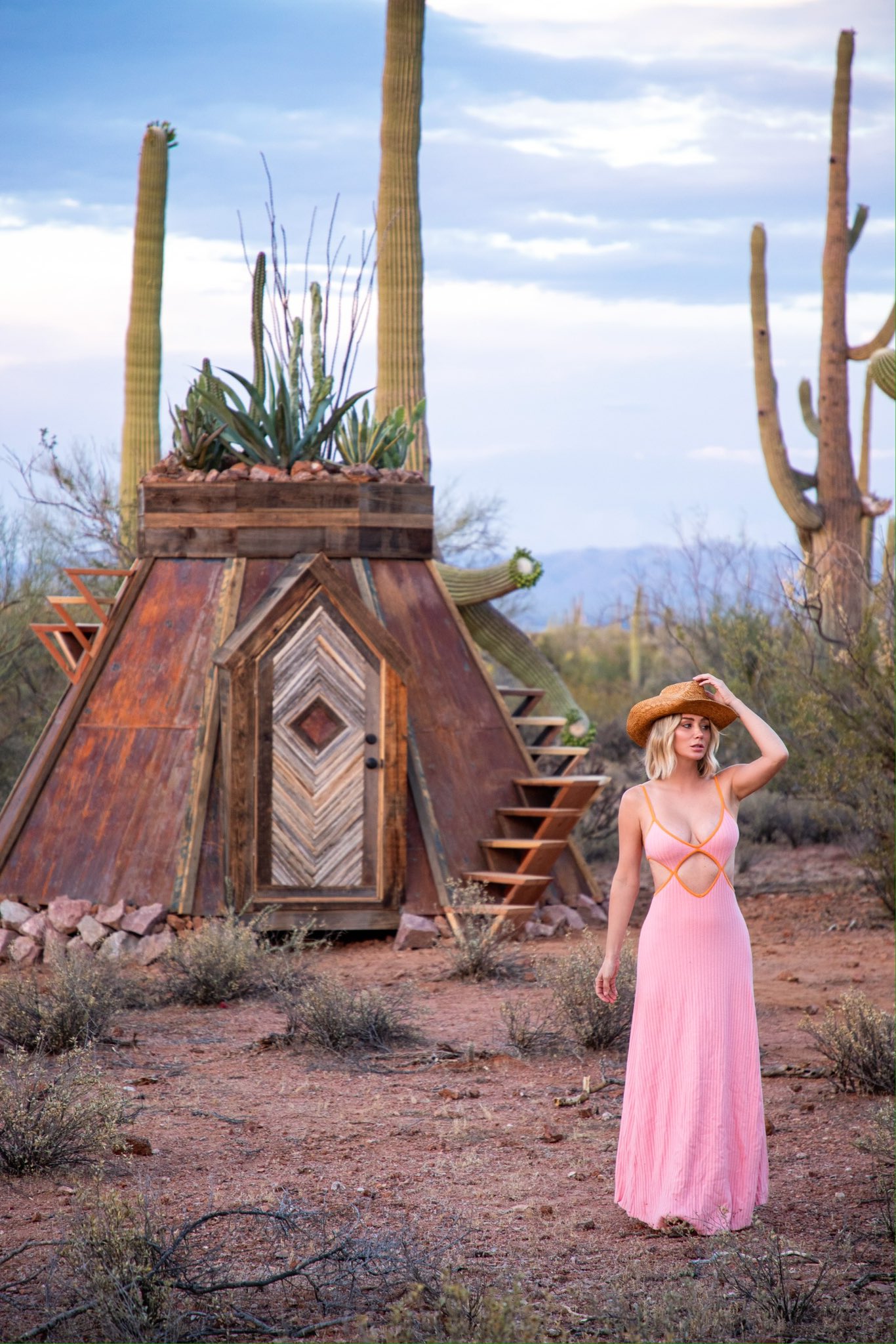 Sara Jean Underwood on Twitter "New tool shed, you like? https//t.co