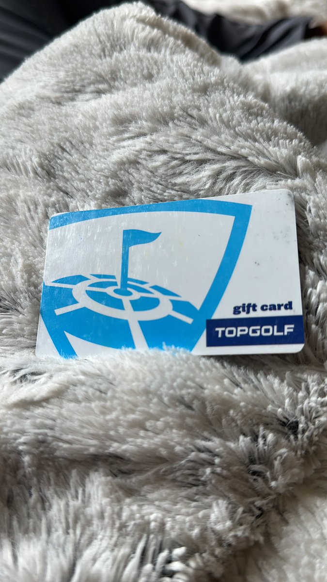 guys like and retweet for a chance to join a giveaway to win <a href="/SznMooney/">Mooney Mania</a> topgolf gift card