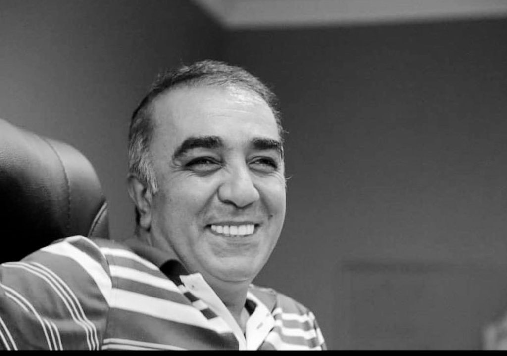 İşçi çocuğu olarak başladığımız ticari hayatımızın en büyük destekçisi.Bize hep akıl verip,yol gösterdin.Keskin zekanı ve gülüşünü düşünüp üzülüyorum.Her bayram elini öpeceğime söz vermiştim; olmadı.Aklım almıyor, inanamıyorum.Emeğin çok üzerimizde.Huzurla uyu 
#Cankanbay Abim😔.