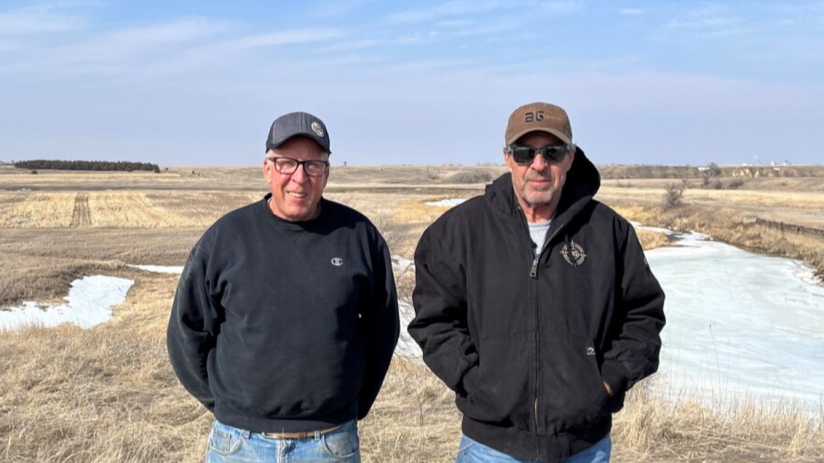 Precision agriculture produces greater conservation and sustainability in SD listen.sdpb.org/environment/20…

#Partnerscapes #PrivateLandsConservation #WorkingLands #Ranchland #CollaborativeConservation #NativeGrasslands #NativeGrass #RegenerativeRanching #WildlifeConservation