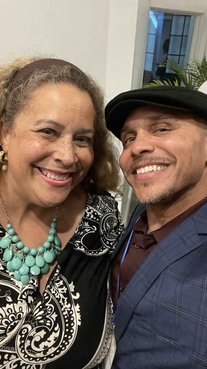 alphonsepmouzon's tweet photo. Awesome weekend with the #TMFALIVE  acting conference at #HotelBurbank. It reaffirmed why I’m working towards being a lead actor in feature films. Incredible speakers and panel discussions. https://t.co/keUwx58Oxb