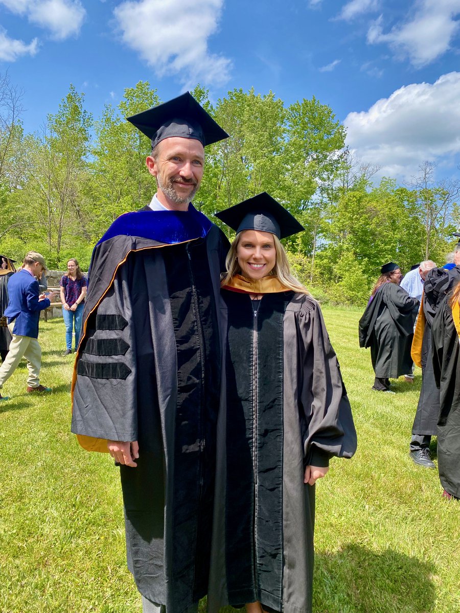 Anna Windle tweet media