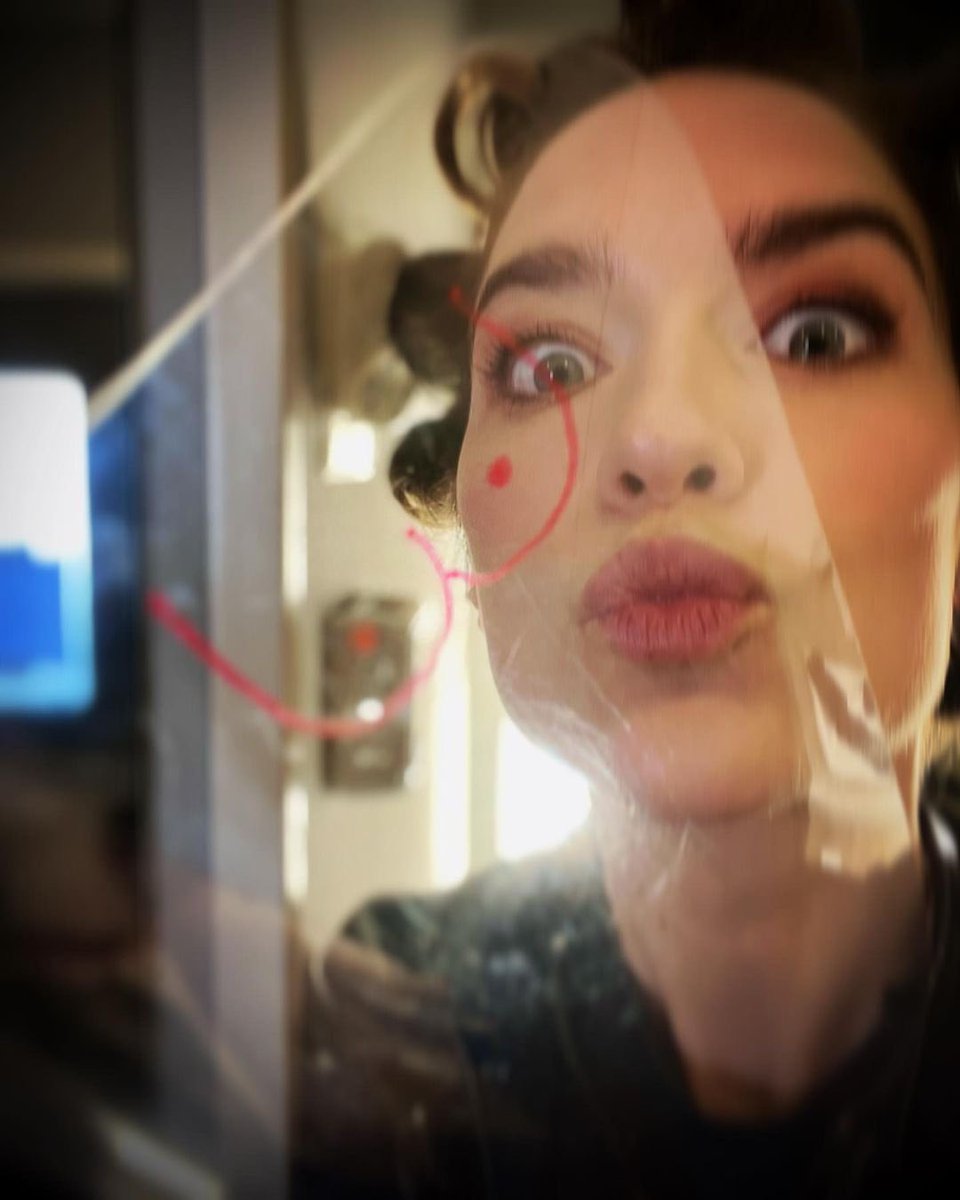 xoxonatashaaa's tweet photo. Yup, I just freaking love her so much! Here are some Mel kisses and beauty to bless your feed! 😉😍💁🏻‍♀️🔥❤️

📸 : @MelanieScrofano 

#MelanieCrushMonday #MelCrushMonday #WynonnaEarp #BringWynonnaHome https://t.co/X1A4hSeyHO