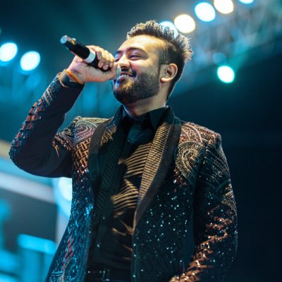 pratihastjee's tweet photo. #NewProfilePic https://t.co/EpZzE9xAIY