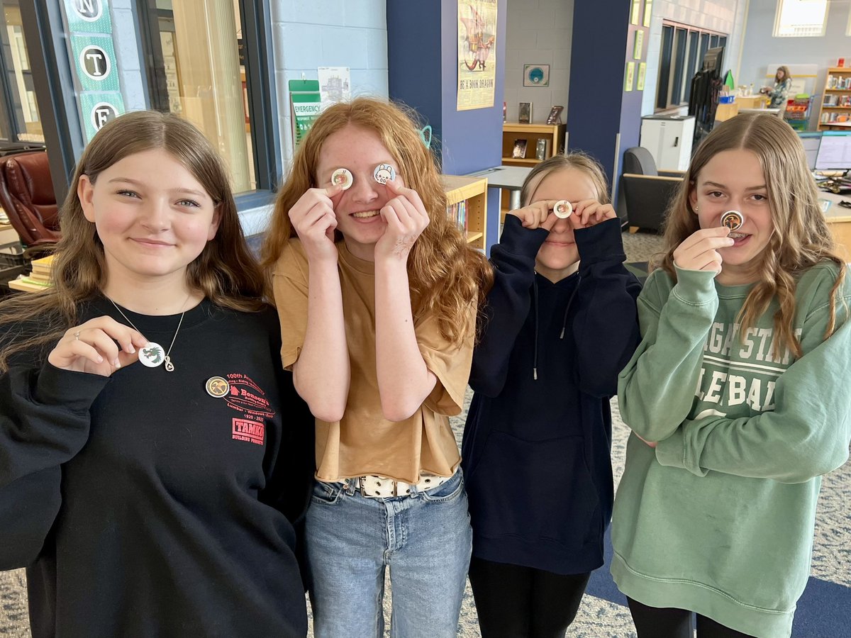 Kat Montei tweet media