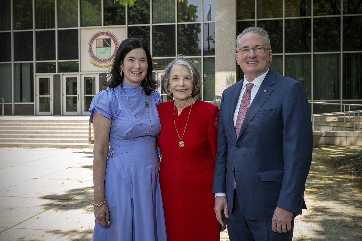 As long-time supporters of women’s health, Sarah “Sally” Ross Soter and the Soter Kay Foundation have generously pledged a $15 million gift to #OSUCOM to establish the Sarah Ross Soter Women’s Health Research Program. ❤️ 
Read more: ▶️ 
wexnermedical.osu.edu/mediaroom/pres…