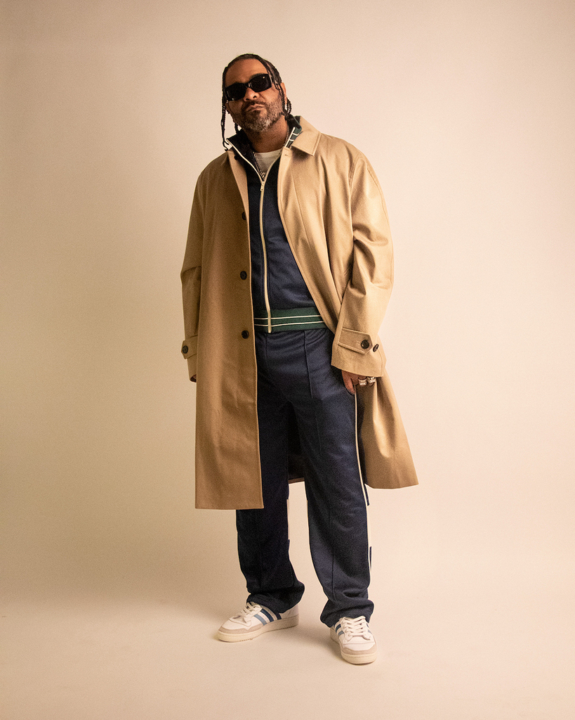 Kickz2fire's tweet photo. #SneakerBar SNS and Jim Jones Reintroduces The adidas Harlem https://t.co/KUBQD8ScKm https://t.co/xViEDUHaNZ