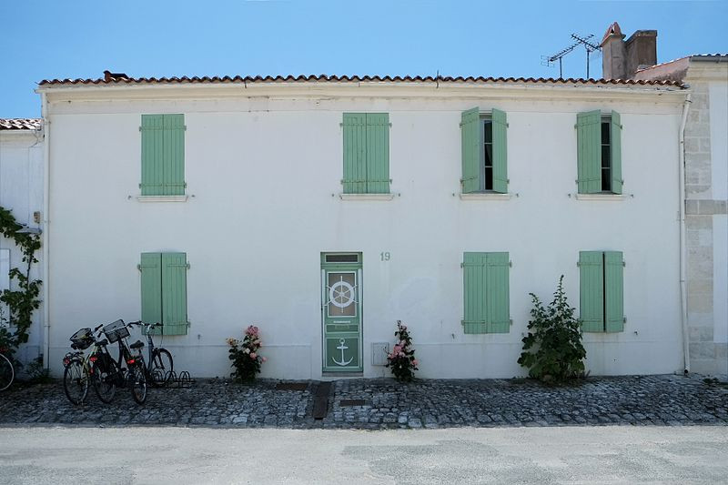 MonumentumFr's tweet photo. Maison à #IledAix (#CharenteMaritime) Façade et toiture : inscription par arrêté du 5 mai 1931.
Suite 👉 https://t.co/D7UokW1oUD
#Patrimoine #MonumentHistorique https://t.co/GShaNEpHCb