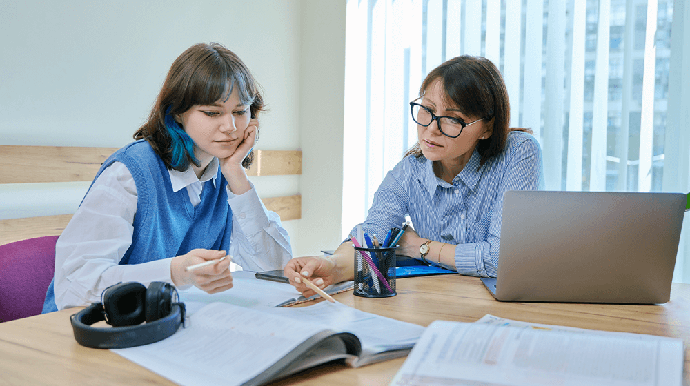 SmBizSTL's tweet photo. #STL #STLbiz Paraprofessional Job Description: Templates, Essential Duties, Skills and FAQs https://t.co/6gGDwNgyuz https://t.co/xiufzEKVYx