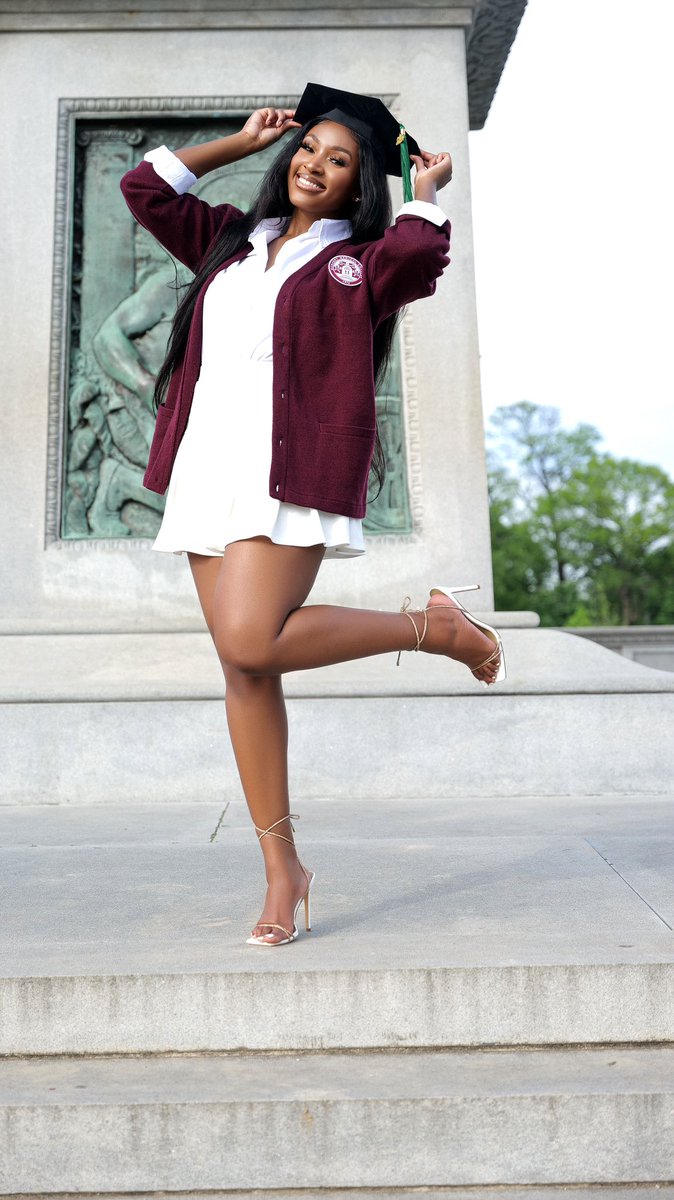 genesisjamesmd's tweet image. Meharry Alumna!! #MeharryMade

(Here's the link to my Med Grad Wishlist if you'd like to support! tinyurl.com/3ra72zft)