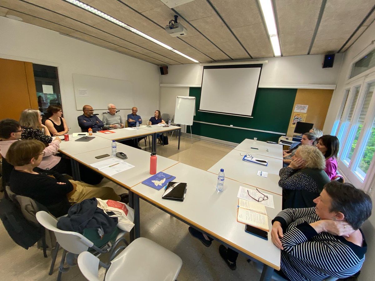 apscatalunya's tweet photo. Assemblea anual amb revisió i aprovació memòria i nova junta: presidenta, @AnnaEscofet; secretaria, @brendabaer ; tresorer, @jordicalvet; vocal, Xus Martín. 🙏 Gràcies a @JosepMPR @carmeboschvila @tcliment @litacampo i Laura Rubio. @REDAPS1 https://t.co/ybm0w9eTEu