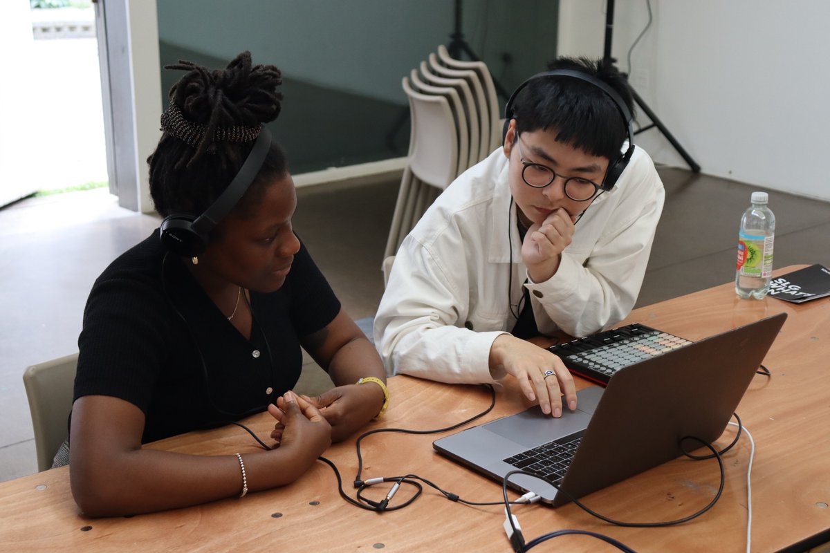 South London Gallery tweet media