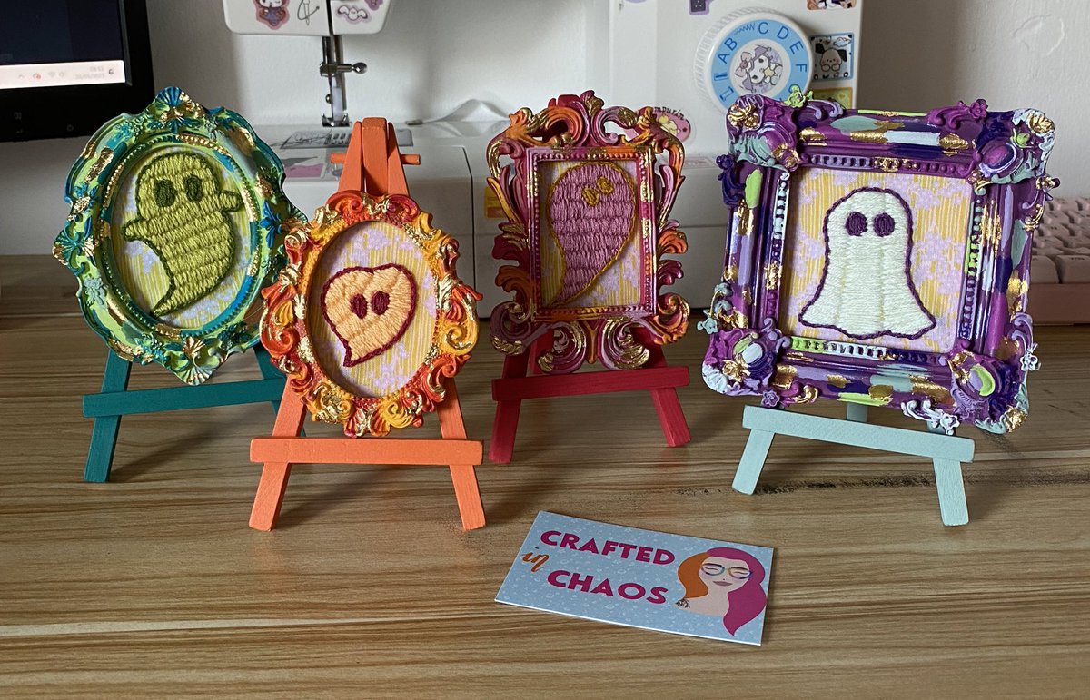 Me &amp; <a href="/craftedinchaos/">Meg 👩🏻‍🎨✨ Crafted in Chaos</a> bring you embroidery ghostie frames!!
These designs will be available Friday 26th on my kofi &amp; more will be available in crafted’s shop!!
ko-fi.com/artgremlinillu…