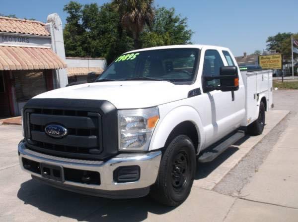 New to the lot is this 2015 Ford F250 Service Body. It’s in great shape and priced right at $17,999. 

More pics and details can be found here: columbia.craigslist.org/search/cta?pur…

#ford #headwest #sodacitysc #meetingstreetmotors #cityofwestcolumbiasc #usedcars #v8 #fordf250 #truck