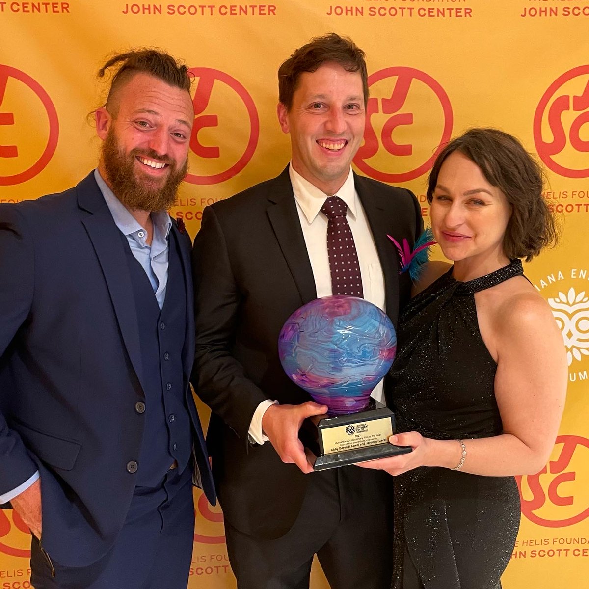 Lavoi Creative tweet media