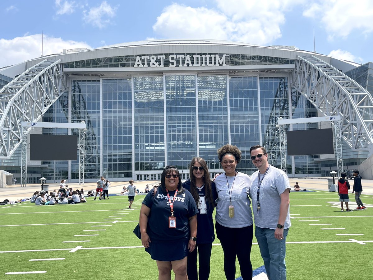 Field trip to AT&amp;T Stadium was so much fun!  Perfect start to the last week of school. 🏈 #5thGrade <a href="/MarionMavericks/">Marion Mavericks</a>