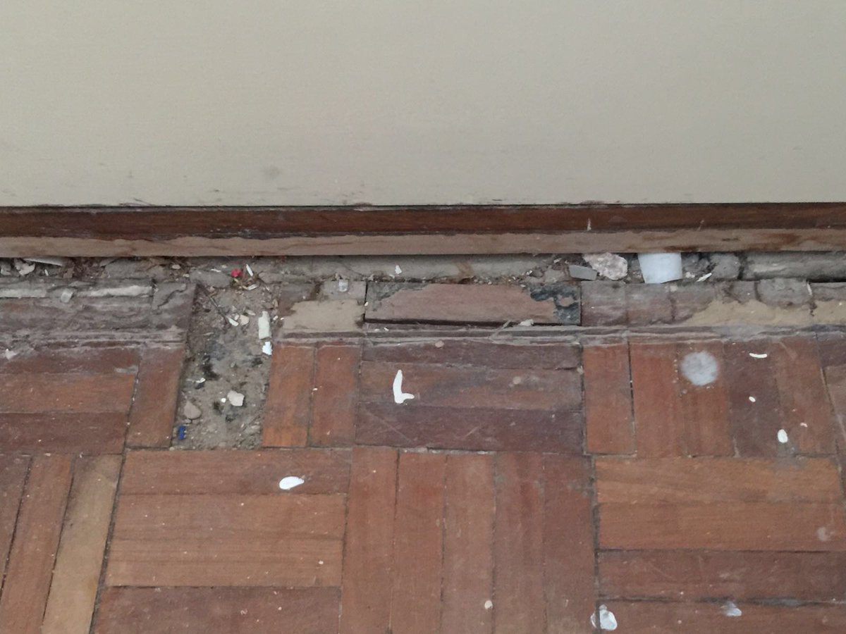 SilverLiningFC's tweet image. 🔧✨ We've got a fantastic little repair project on our hands with this stunning 5-finger parquet flooring. Trust us, it's going to turn out absolutely beautiful! Stay tuned for the transformation! ✨🔧