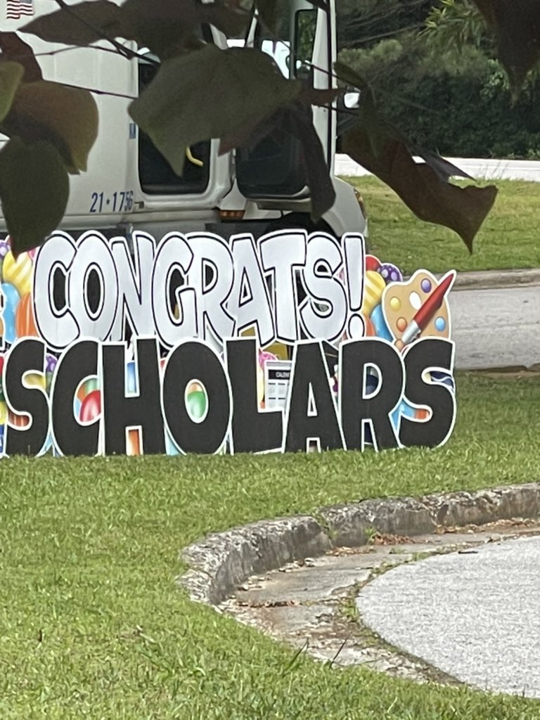 LaTonjaWalker's tweet photo. PBIS Celebration at Flat Shoals Elementary https://t.co/KOmPfZTGTA
