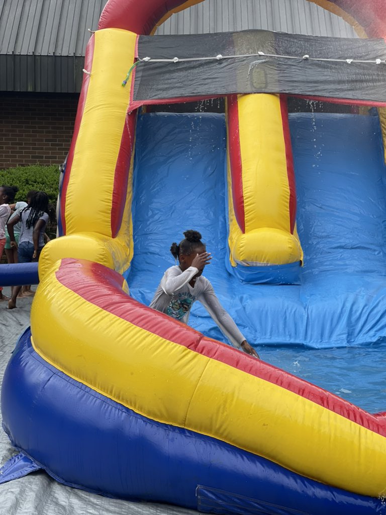 LaTonjaWalker's tweet photo. PBIS Celebration at Flat Shoals Elementary https://t.co/KOmPfZTGTA