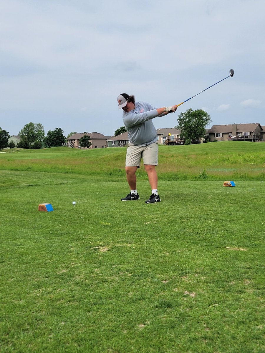 Front 9 was a bit of a struggle, but the back 9 comeback is happening. #flyhigh