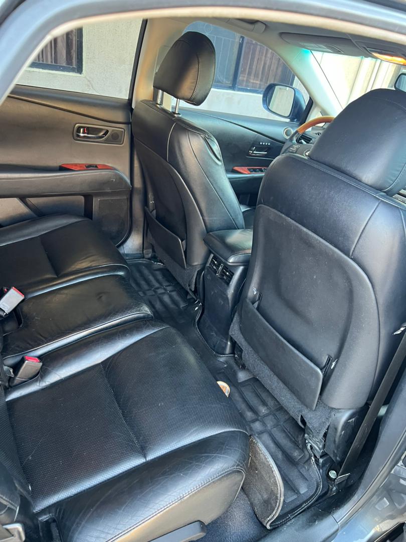 opekingfrosh's tweet photo. Pls RT🙏

Lexus RX350
2010
Toks Standard
Mouse
Reverse Cam

Price - 8.5M ONLY
.
.
Asake Portable Tinubu Dangote Supreme Court Over 3.5 Jamie Foxx Ekiti Nasty #Missing6Trillion Pere Ondo Naira INEC Lekki Mr Bayo #ViniciusJr Innoson Naira Dantata #ViniciusJr Illuminati Shettima https://t.co/H5ehgpQ2yu