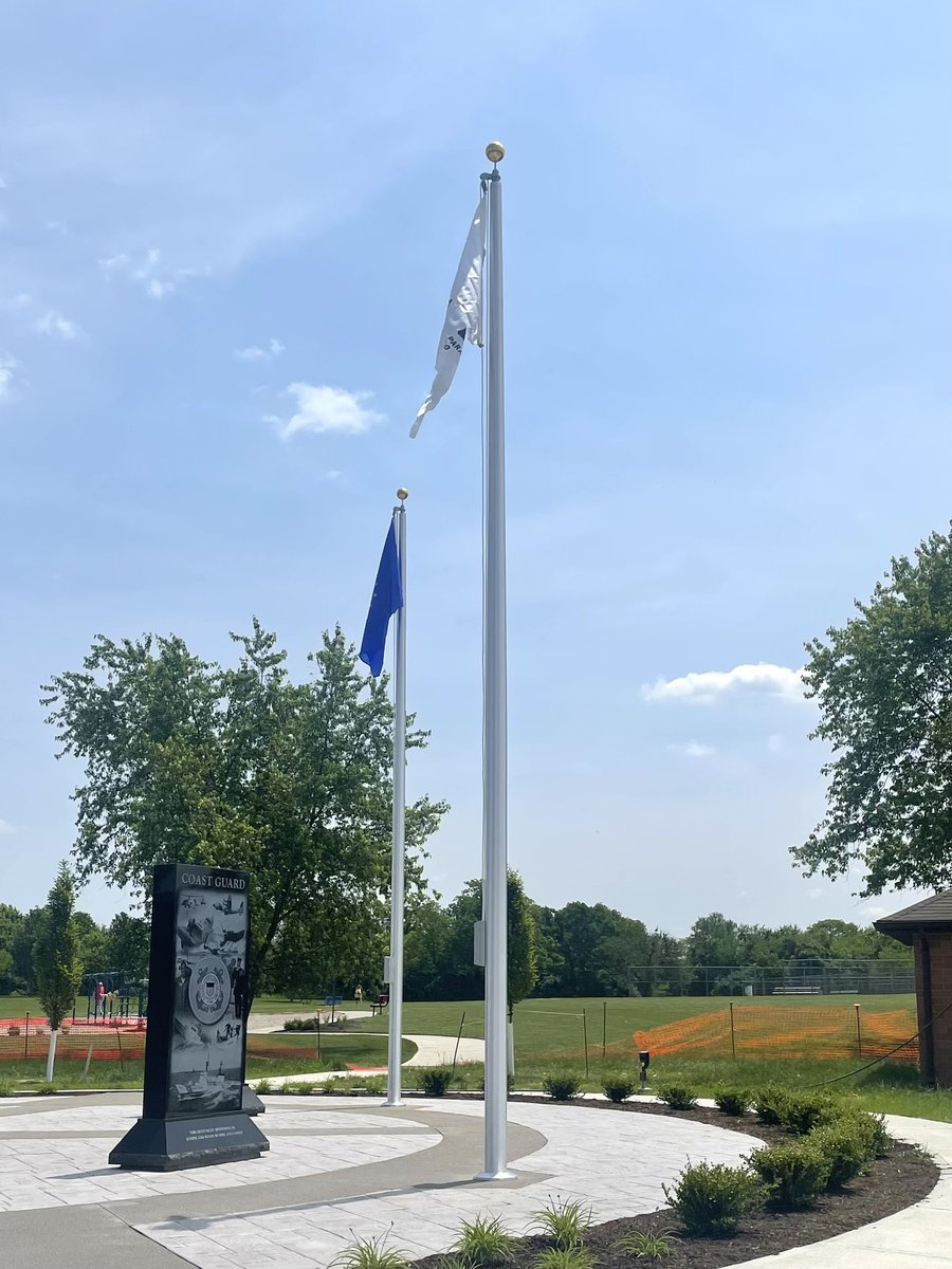 Flag poles and flags installed! #beautiful #patriotic #fftwp