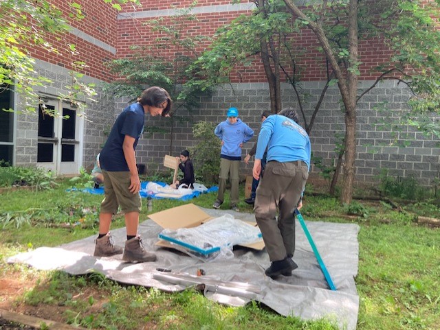 DominionLCPS (@dominionlcps) on Twitter photo Eagle Scout John Economou completed his ES project in our school's courtyard with the help of other scouts. John and his team built accessible garden beds and a planting workbench. Students of all abilities will now be able to plant a garden in our courtyard. 🌱<a href="/RobeyHighSchool/">William O. Robey High School</a> Eagle Scout John Economou completed his ES project in our school's courtyard with the help of other scouts. John and his team built accessible garden beds and a planting workbench. Students of all abilities will now be able to plant a garden in our courtyard. 🌱<a href="/RobeyHighSchool/">William O. Robey High School</a>