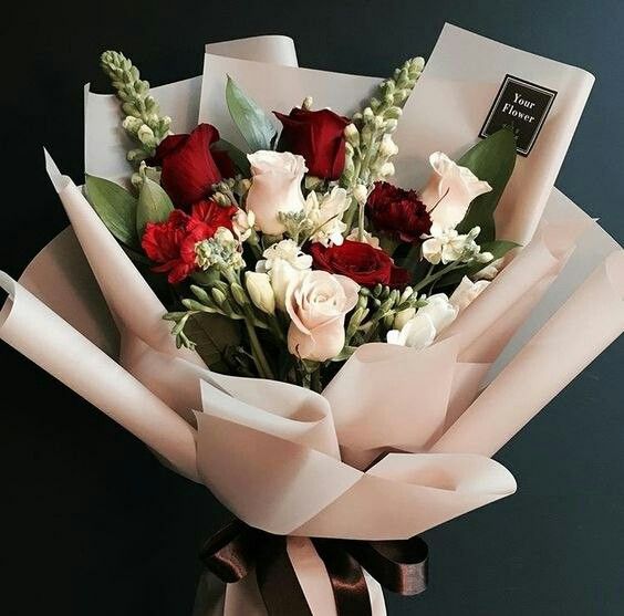 Happy mensive buat kakak aku yang satu dan kakak aku yang satu lagiii 🫂❤️ langgeng terus ya kalian, makin sayang dan makin romantis jugaa 🥺🫶
#KenDra1st