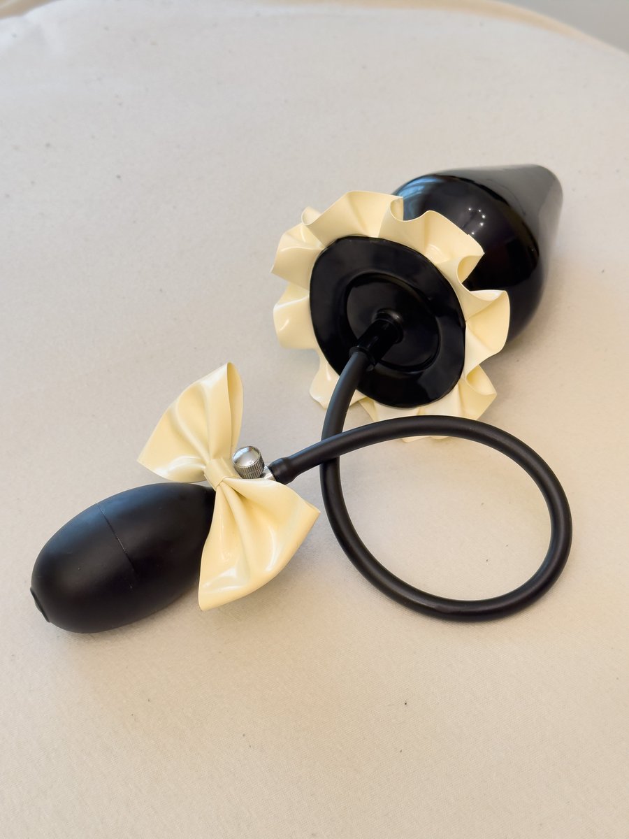 Astolfo Latex on Twitter "I decorated one of my buttplugs and made it