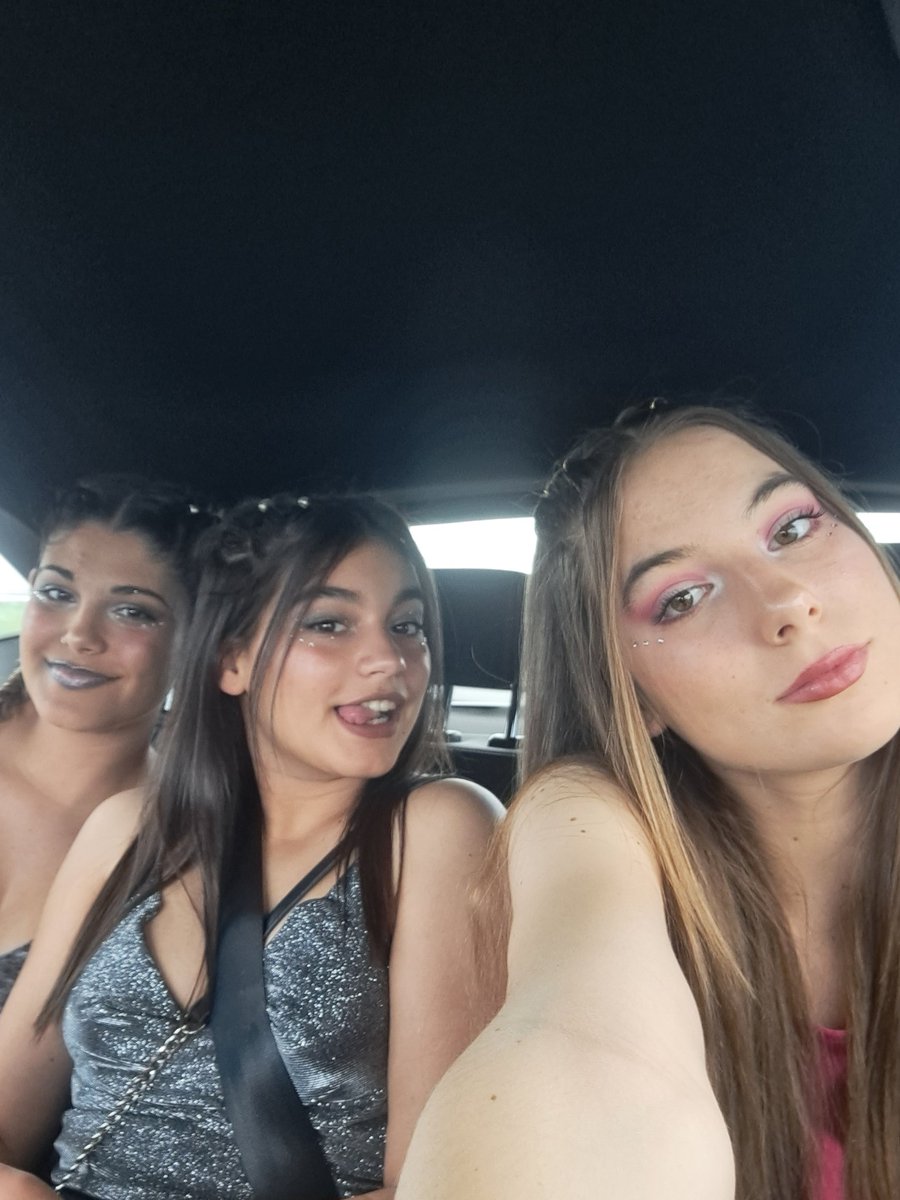 AlbaKaeufer's tweet photo. Este año está siendo precioso 💞 https://t.co/niXfDZLdyF