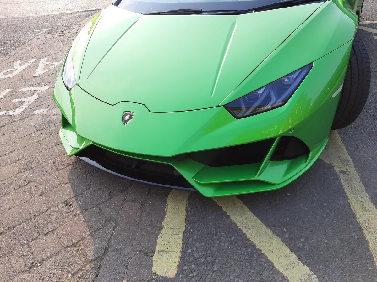Spare a thought for this poor soul stopped in Wickham today.  Apparently it is impossible to fit a number plate to the front of his Lambo and worse it will obstruct the oil cooler!  No. plates are about accountability for how you drive and this applies to all. Ticket+DVLA report