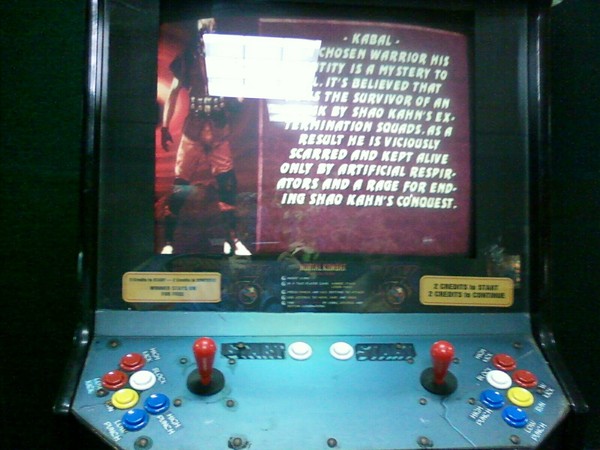 Cursed Arcade Cabinets (@Cursed_arcades) on Twitter photo 2023-05-22 18:17:41