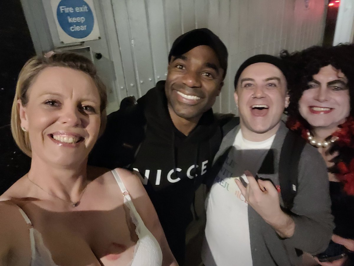 MMeRogersNelson's tweet photo. @OreOduba @BBCTheOneShow that was is in wagamamas!!! We just screamed out!!! https://t.co/ua1JNi90eR