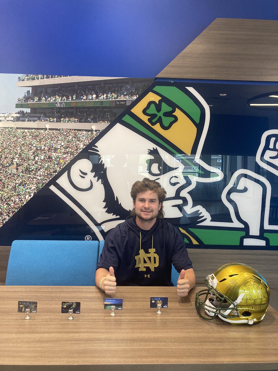 Had a great visit with Credit Union 1 on Howard Street. They helped me open up my new fighting Irish checking account with mobile banking app. It was a super easy process with awesome people. #CU1Irish #ad #GoIrish