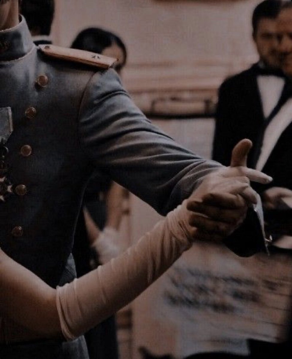 dvctkr's tweet image. go to pinterest, write your name then ‘vibe’ for your aesthetic