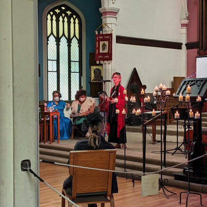 Wow. @carol_leigh 's memorial was beautiful. What a special gathering. I'm super happy to have brought<a class="tags" target="_blank" title="On Twitter" href="/?out=eyJ0eXAiOiJKV1QiLCJhbGciOiJIUzUxMiJ9.eyJpYXQiOjE3MjI0MDA2NzQsImlzcyI6InR3cG9ybnN0YXJzLmNvbSIsIm5iZiI6MTcyMjQwMDY3NCwiZXhwIjoxNzUzOTM2Njc0LCJyZWRpcmVjdF91cmwiOiJodHRwczovL3R3aXR0ZXIuY29tL2Nhcm9sX2xlaWdoIn0.l2mAiIZcTF228HY3k78_Eo5YH9UsVZb1yV9gBFaEslSuGkszZSMbJeM9bAN-vyOJ3VcKQO33ATsFZYSDG4_D_w">@carol_leigh</a><a href="/tag/mvsales"class="tags"><span>#mvsales</span></a>