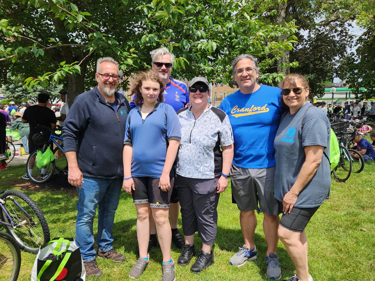 ABMMfinancial's tweet photo. On Sunday, family and friends of ABMM joined 800+ other cyclists on the Tour De Elizabeth. This fundraiser for @gwelizabeth supports programs that benefit the local communities and schools. A great day was had by all!
#GroudworkElizabeth
#CityofElizabeth
#ElizabethPublicSchools https://t.co/EICktgVphG